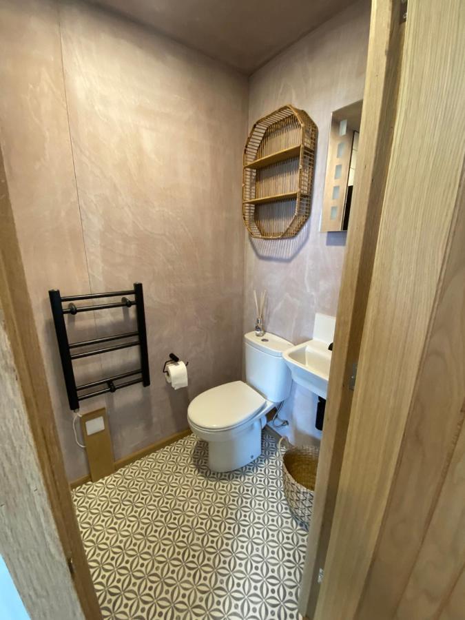 Unique Luxurious Cabin On Sea View Working Croft Garrabost 外观 照片